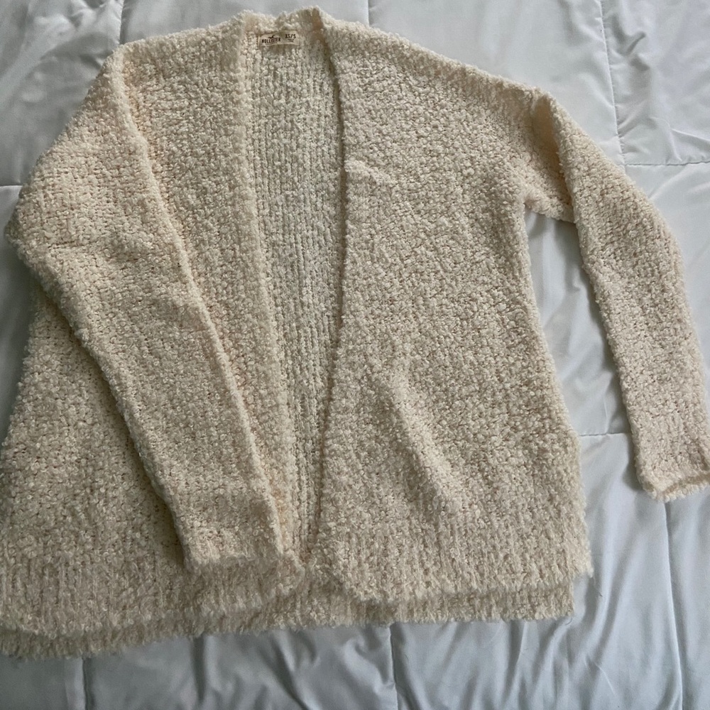 Hollister cardigan